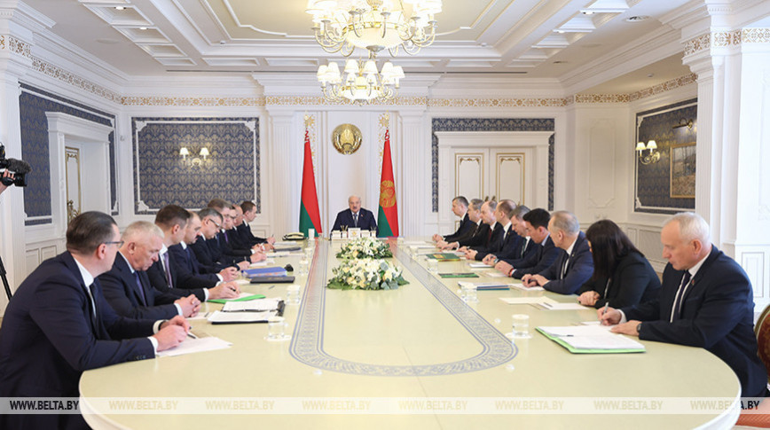 Lukashenko demands return on investments in sports