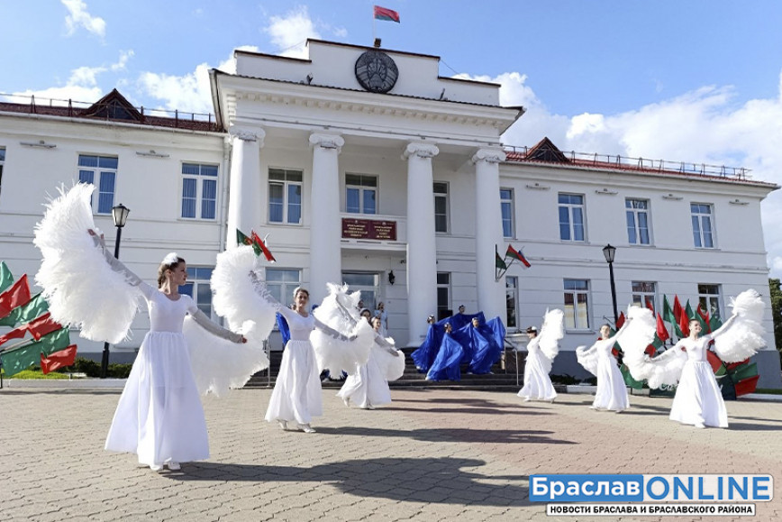 Праздник мира, взаимопонимания и творчества. Большой фоторепортаж с «Браславских зарниц-2026»